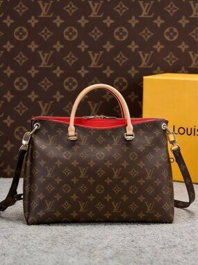 Louis Vuitton Pallas MM Bag
